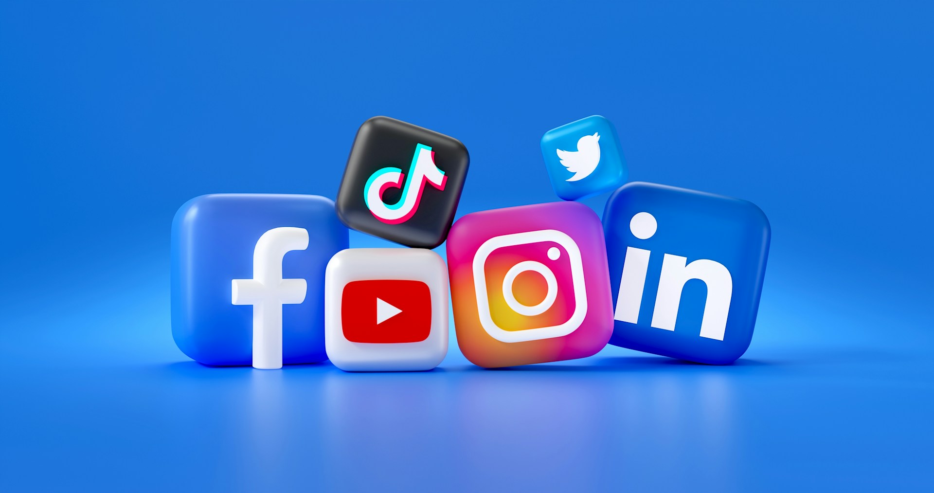 lternatives and Complementary Marketing Strategies