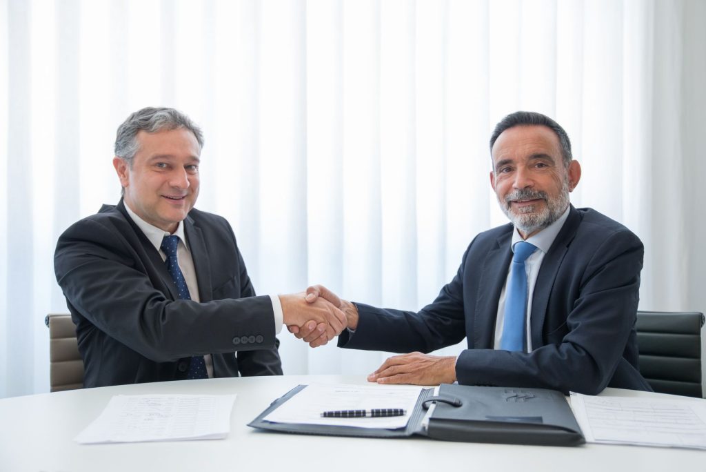 B2B customer relationships emphasize building long-term relationships