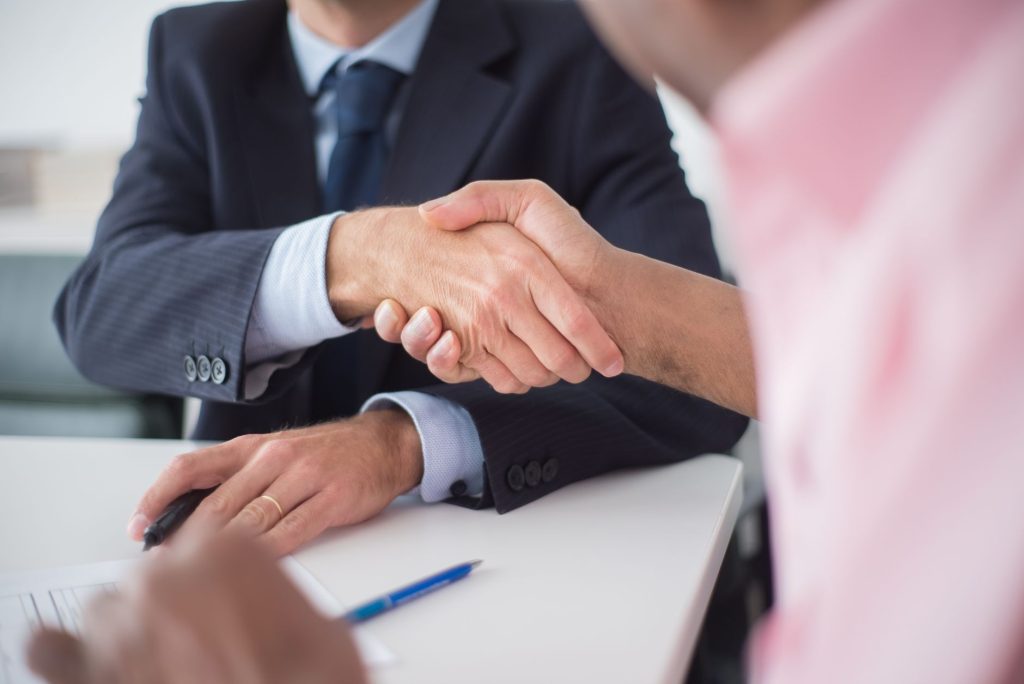 Successful B2B partnership and client retention achieved through aligned commercial execution