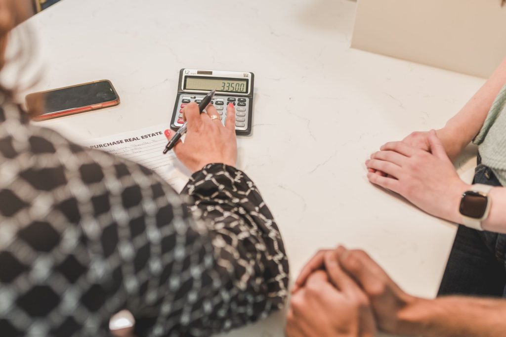 Prospect using a financial calculator before requesting a consultation