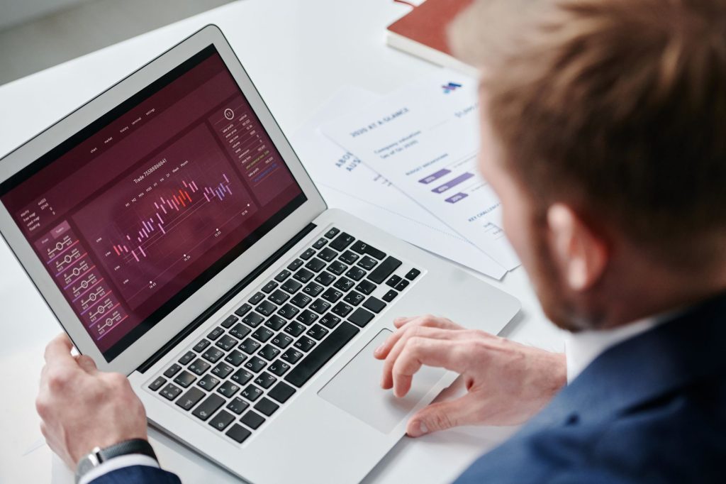 Chiropractor reviews campaign metrics and patient-source data